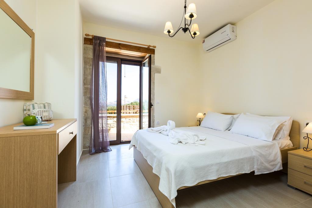 Dimokritos Villas, A Experience, By Thinkvilla Angeliana (Crete)